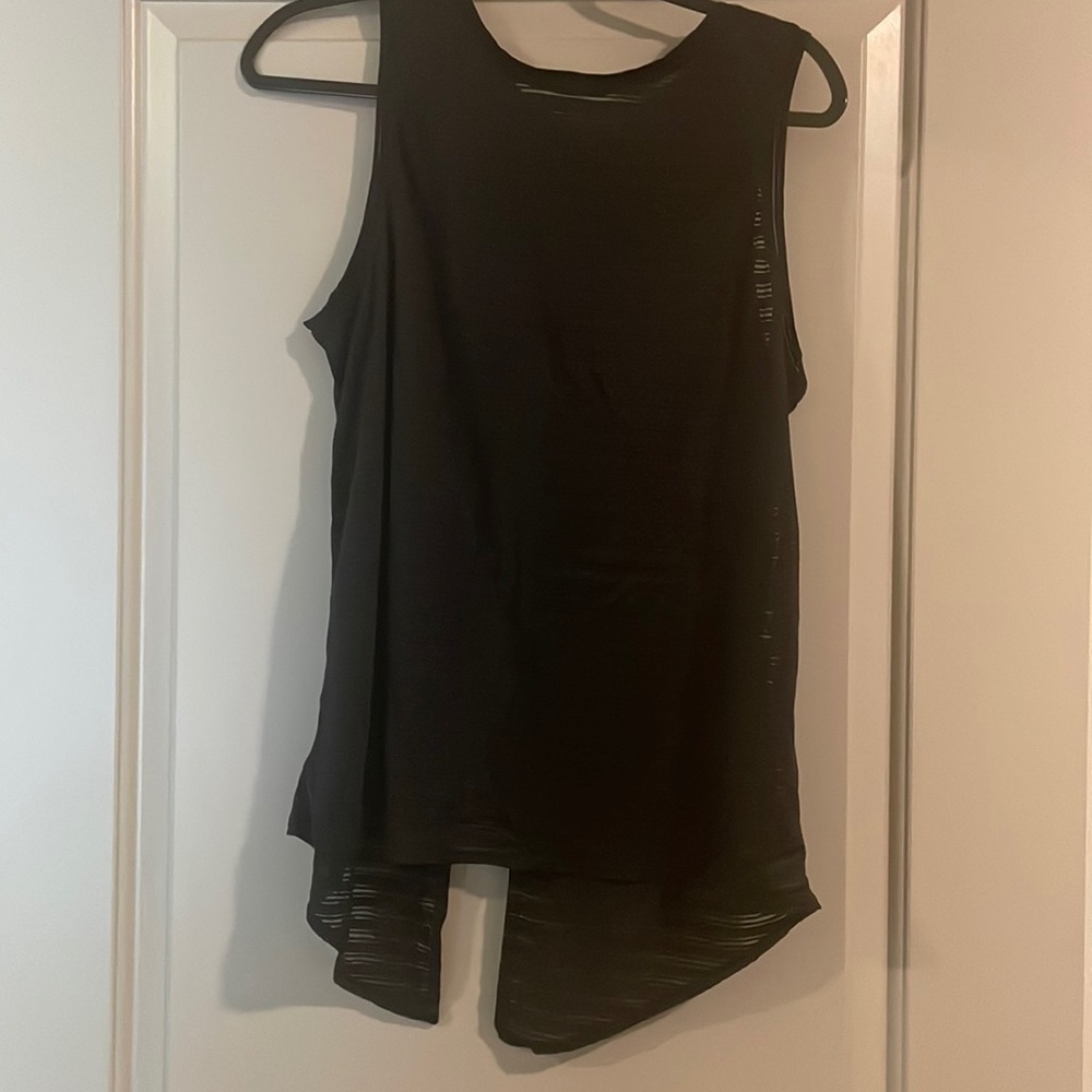 Lululemon Tie Back Top